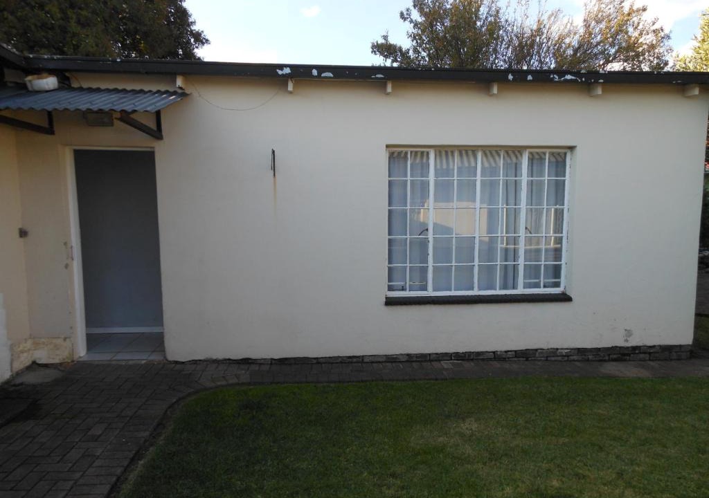Kempton Park Apartment | Legae Estate (CK)