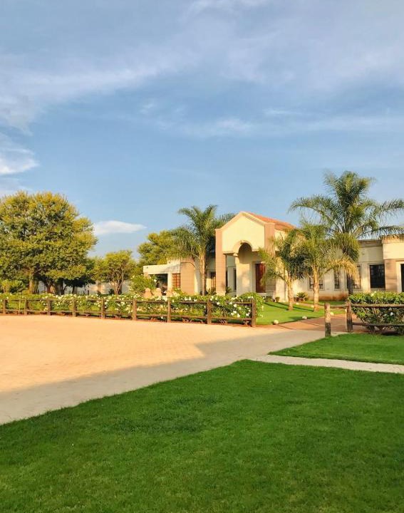 Klerksdorp House | Lesmar boutique guesthouse