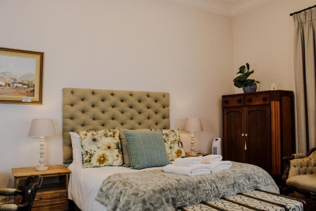 Frankfort House | Linkview House