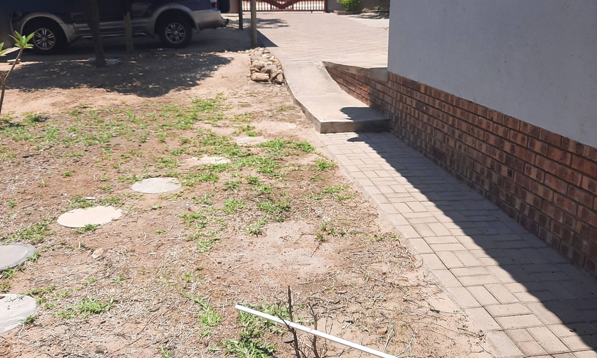 Phalaborwa Villa | Located In Lulekani, phalaborwa