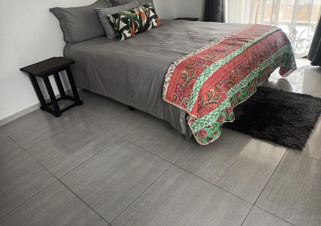Winklespruit Apartment | Lotus Accommodation