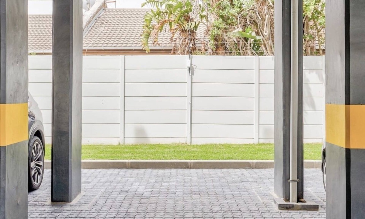 Bloubergstrand Apartment | Lovely cozy new one bedroom