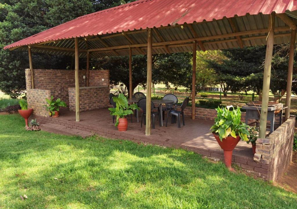 Rayton Apartment | Lunford Garden Cottage