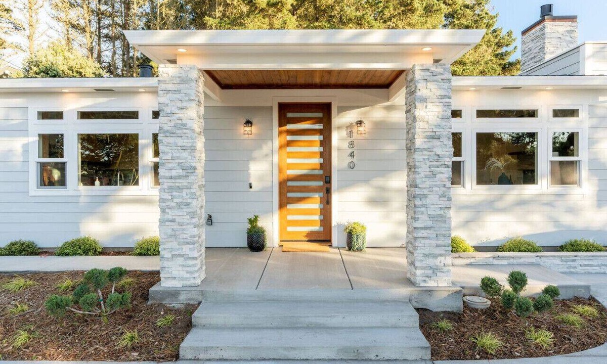 Bodega Bay House | Luxe Surf Shack | Rooftop Hot Tub, Games + Near Beach