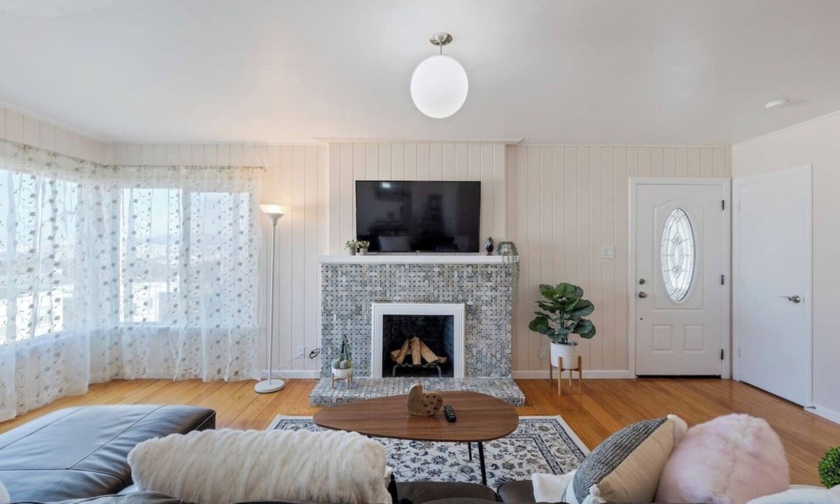 Westlake House | LuxoStays! | 5 Bed |Westlake Mall| #Family #SF
