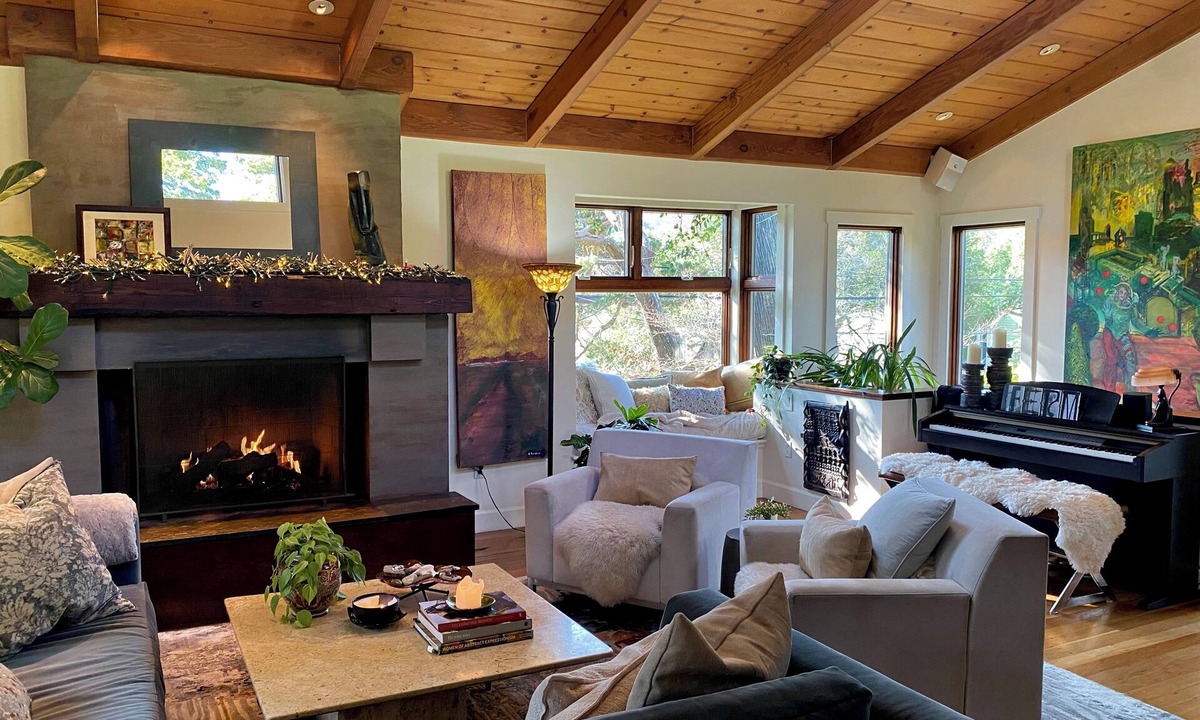 Tamalpais-Homestead Valley House | Luxurious, Art-filled Home in a Lush Oasis