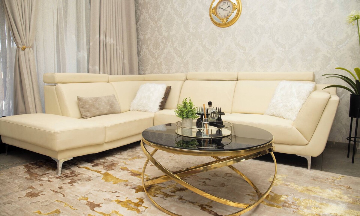 Greater Johannesburg Metropolitan Area Apartment | Luxurious property that offers excellent services. Only 5mins away from the mall