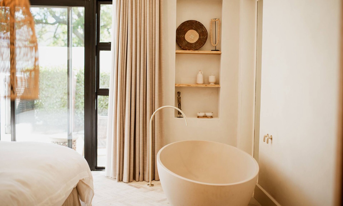 Franschhoek Other | Luxury 2 Bed Farmhouse - The Stable Villa at Maison