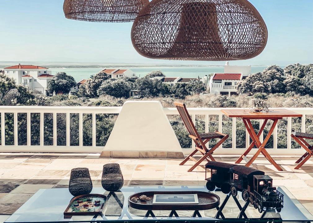 Saint Francis Bay Apartment | Luxury Home with Stunning Views and Solar Power
