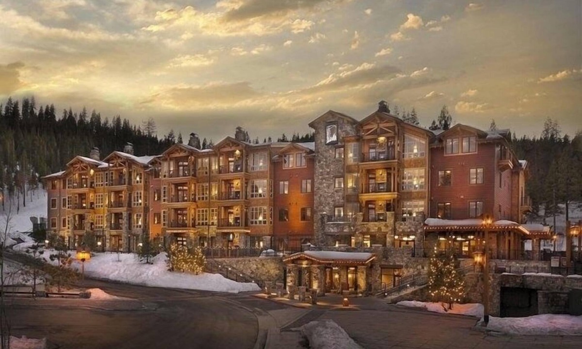 Truckee Resort | Luxury Ski-In and Ski-Out 2-Bedroom Villa at Hyatt Northstar Lodge