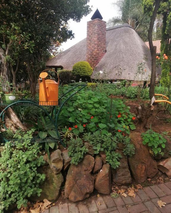 Greater Johannesburg Metropolitan Area Apartment | M &M Guest Cottage