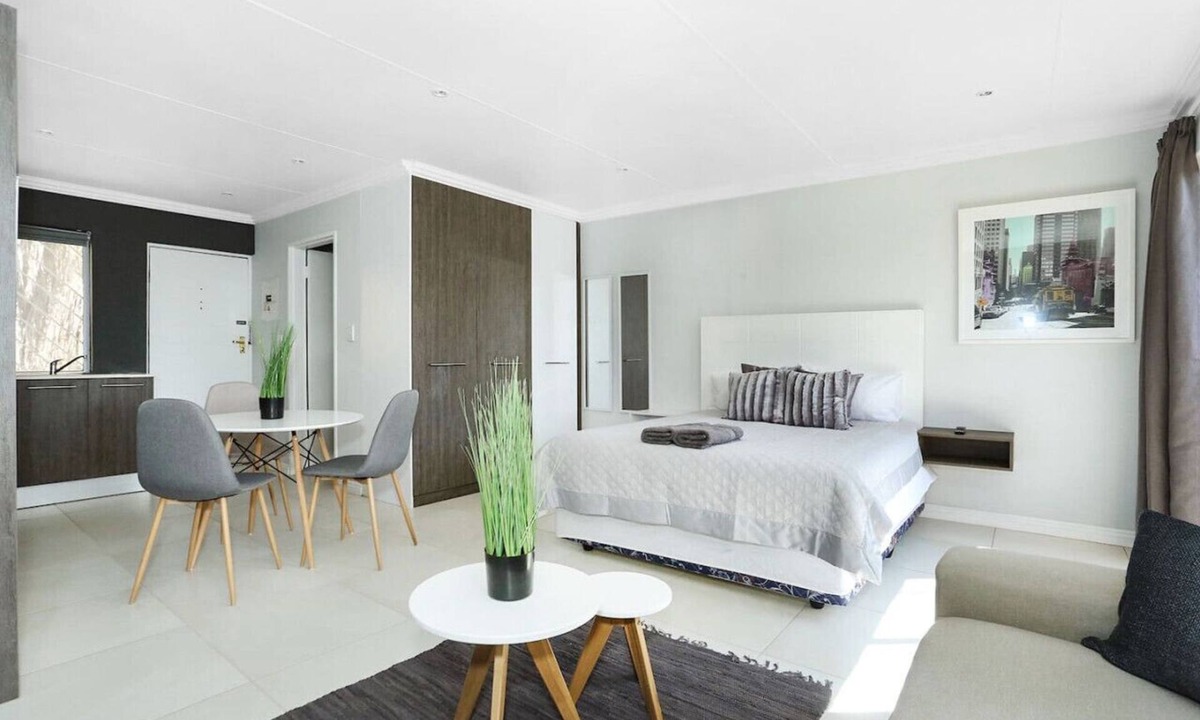 Sandown Apartment | Madison Palms Sandton Apartment