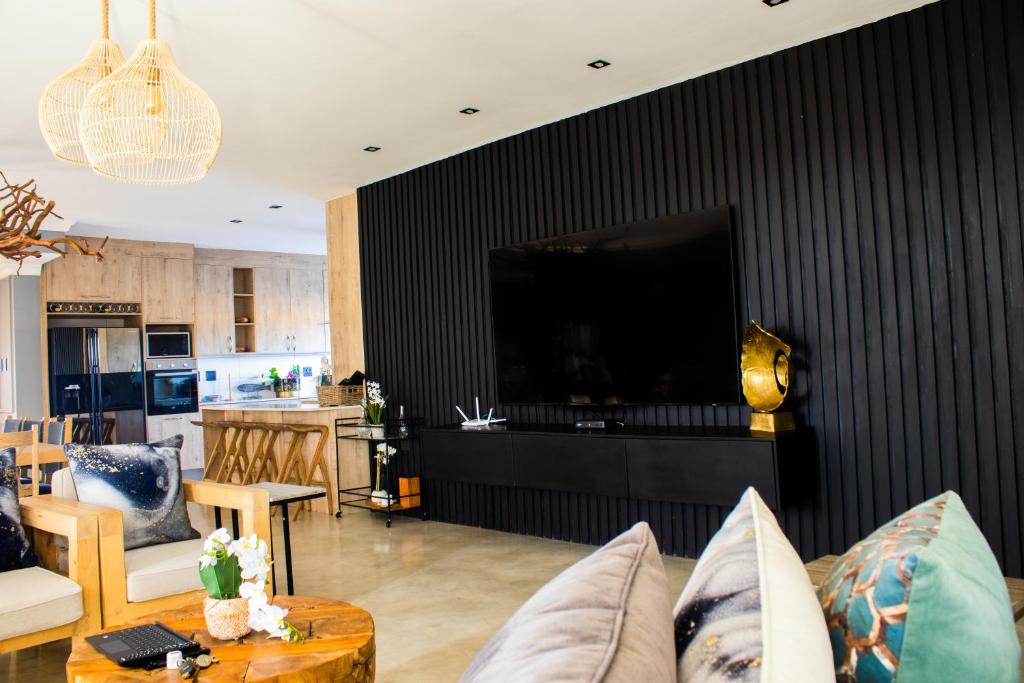 Mookgopong Villa | Maratongfontein Euphoria Villa