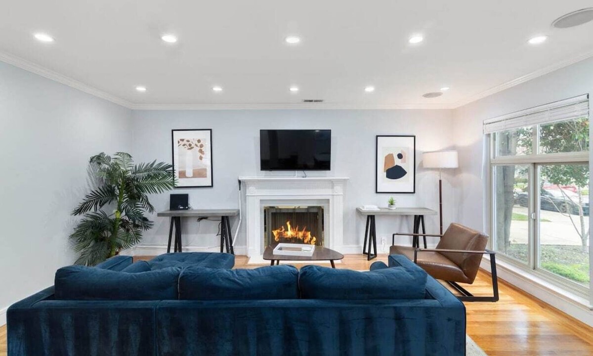 San Jose House | @ Marbella Lane - Immaculate & Cozy 3BR Home