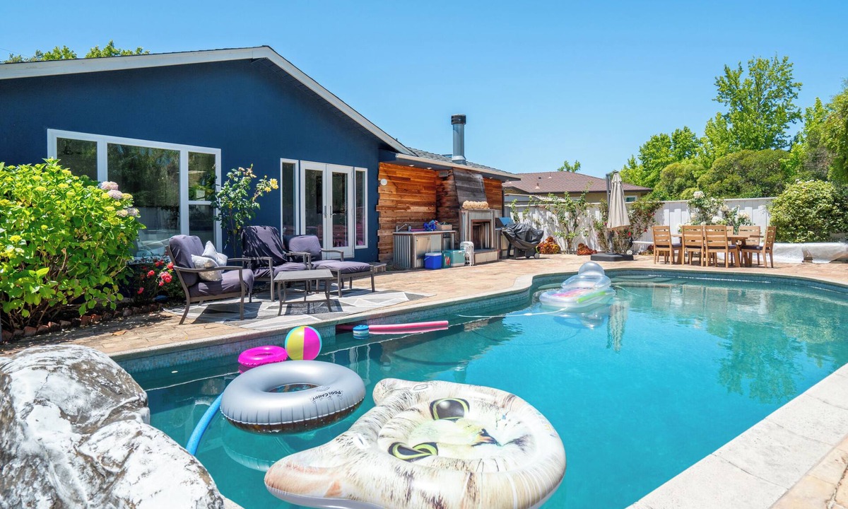 San Rafael House | Marin County Wellness Retreat | Pool, Hot Tub & Cold Plunge