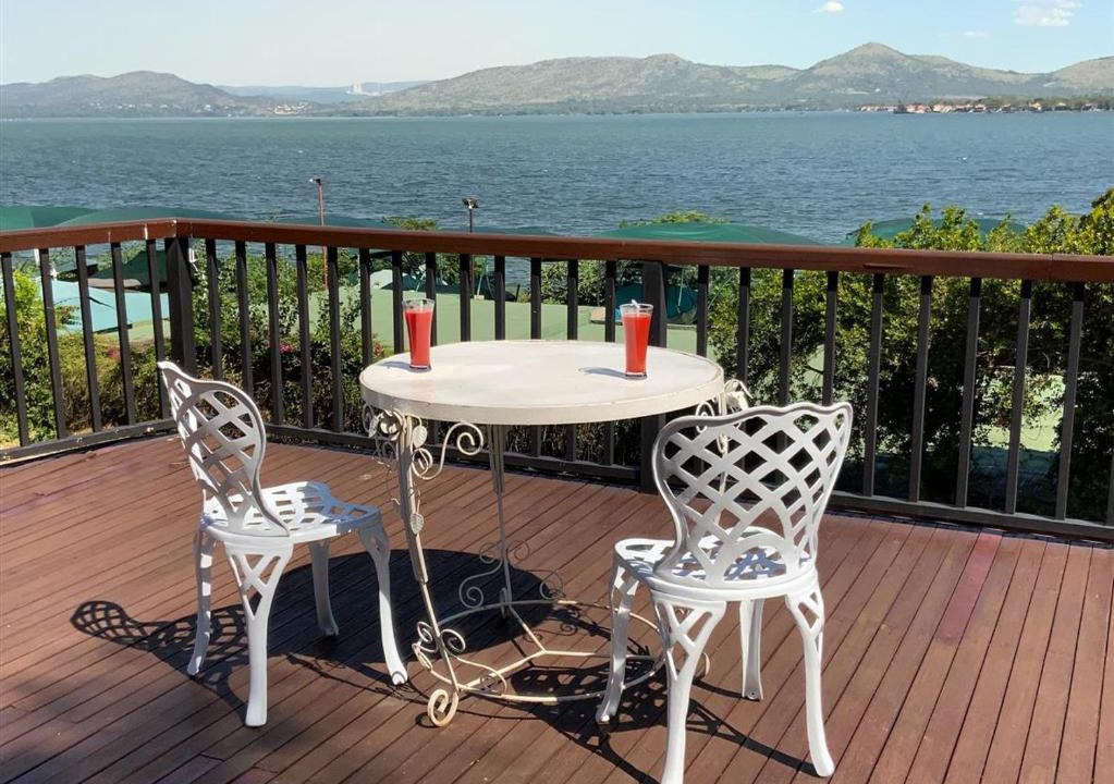 Kosmos House | Marina Views Guesthouse