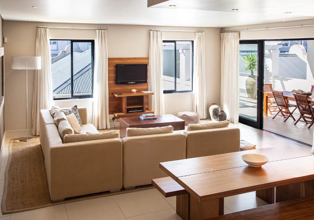 Hermanus City-Centre Apartment | Marine Square Luxury Suites