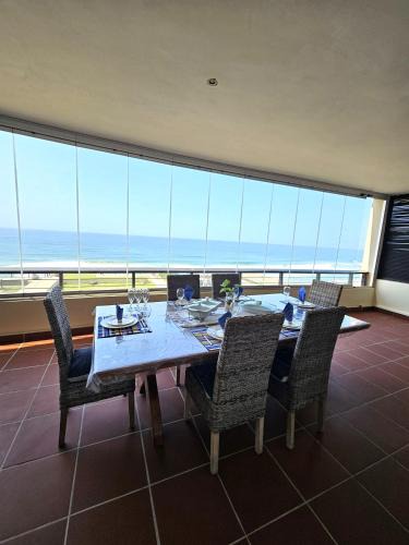 Westbrook Apartment | Maya's Beachfront Haven