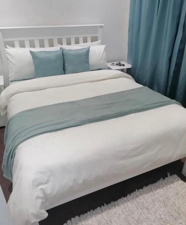 Emalahleni House | MD 2 GUEST HOUSE