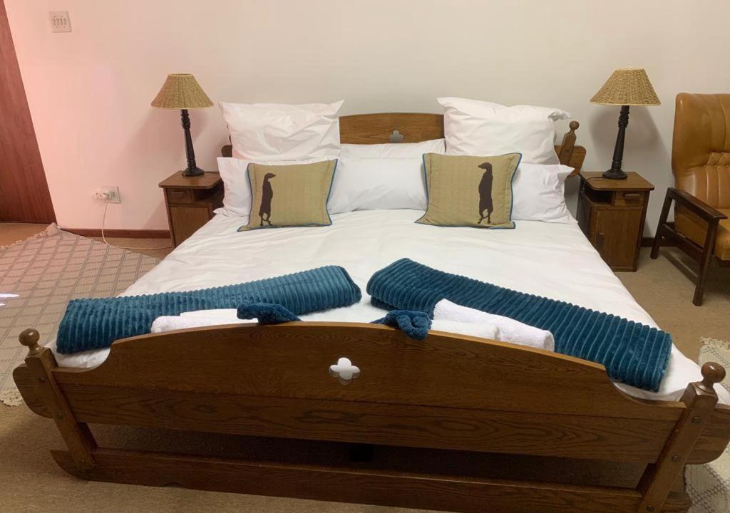Riviersonderend Bed & Breakfast | Meerkatjie