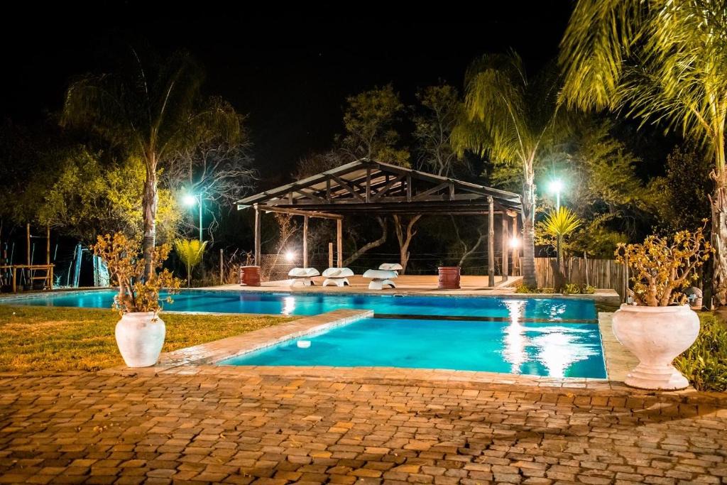Hammanskraal Cabin | Mela Luxury Game Lodge