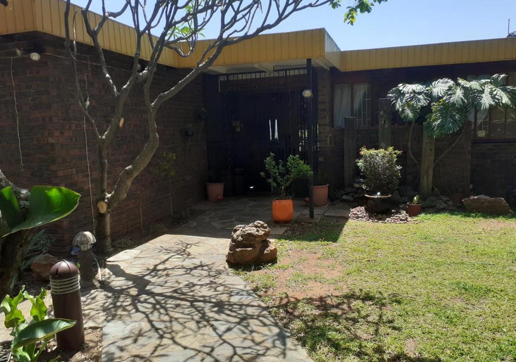 Pretoria House | Mercia Guest House