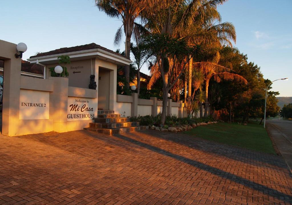 Uitenhage House | Mi Casa Guest House