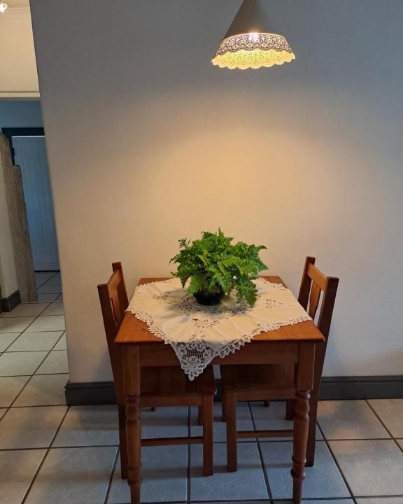 Vredenburg Apartment | Middle Fiddle