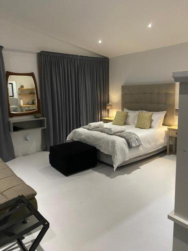 George House | Miles House