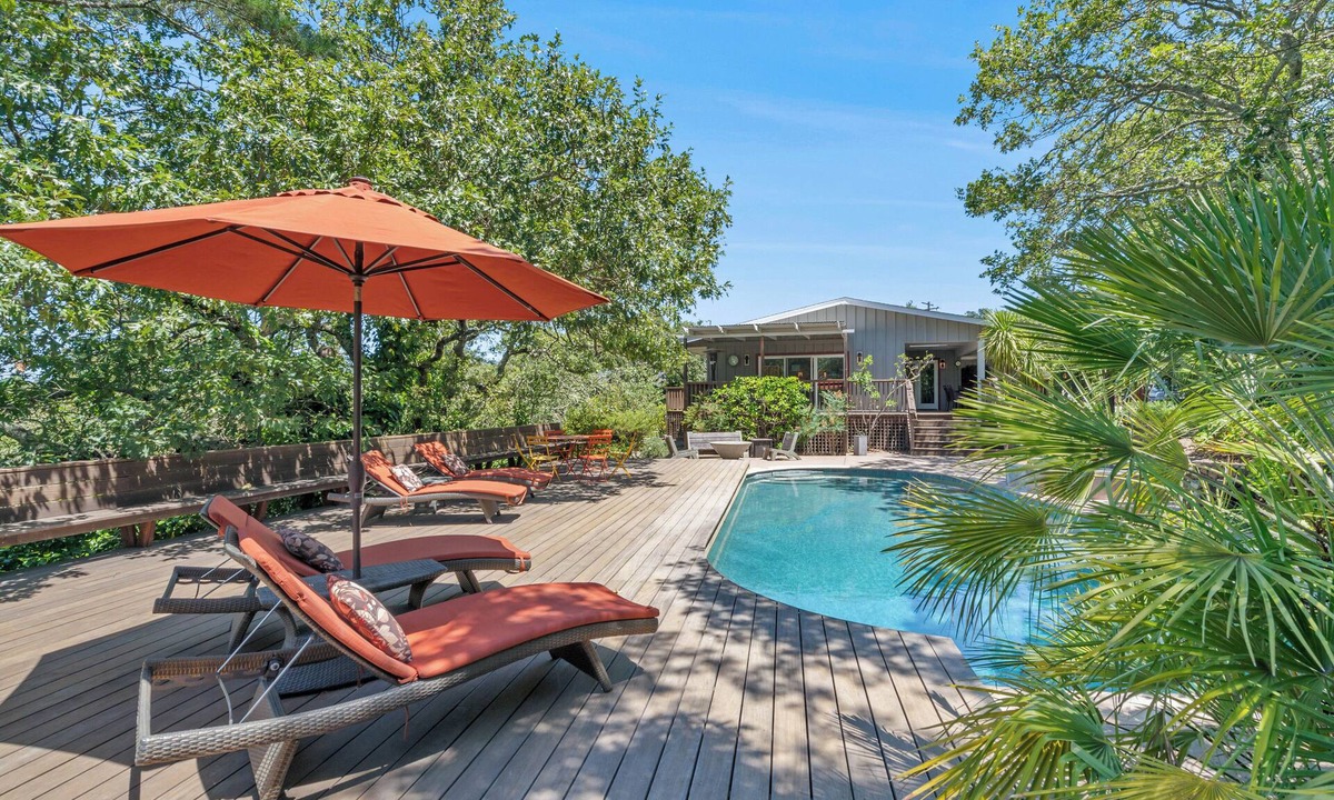 Sonoma House | Mission Highlands ~ Hilltop Sonoma Retreat with Pool, Spa, Fire Pit, and Stunnin