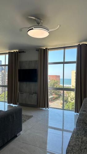 North Beach Apartment | Modern Ocean-View Apartment