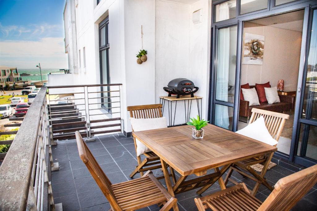 Big Bay Apartment | Modern Ocean Views 2 Bedroom 112 Eden on The Bay, Blouberg, Cape Town