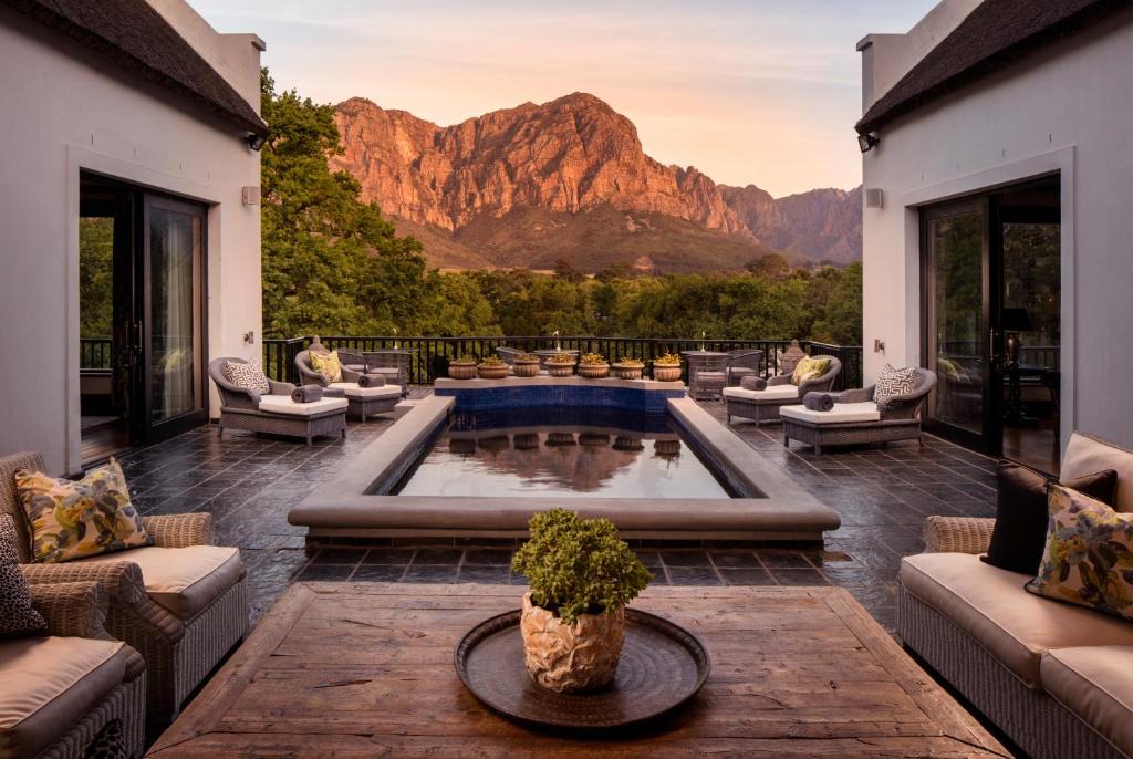 Cape Winelands House | MolenVliet Vineyards
