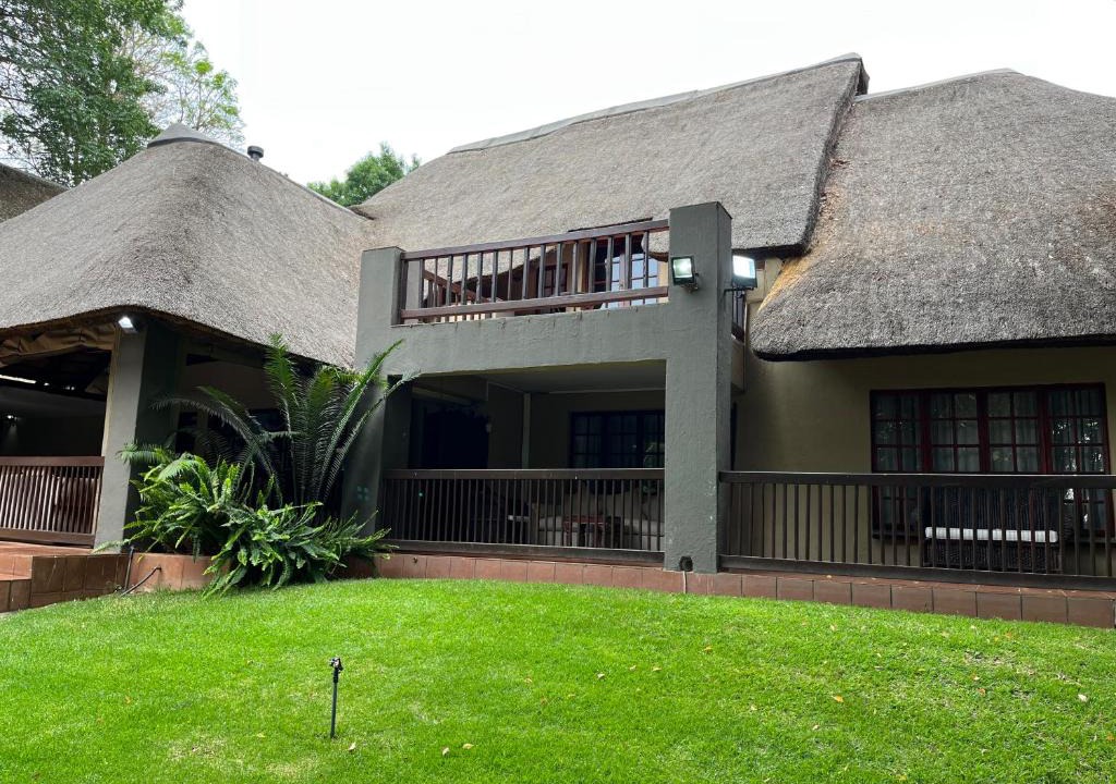 Muldersdrift House | Monchique Boutique Guest House