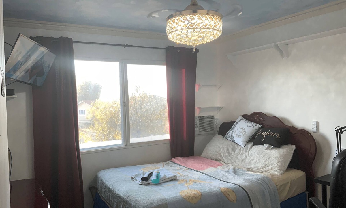 Noble House | Monroe: Lrge, Charming, Nuly Furnished Sngle Bdrm in SanJose/BayArea Warmth Home