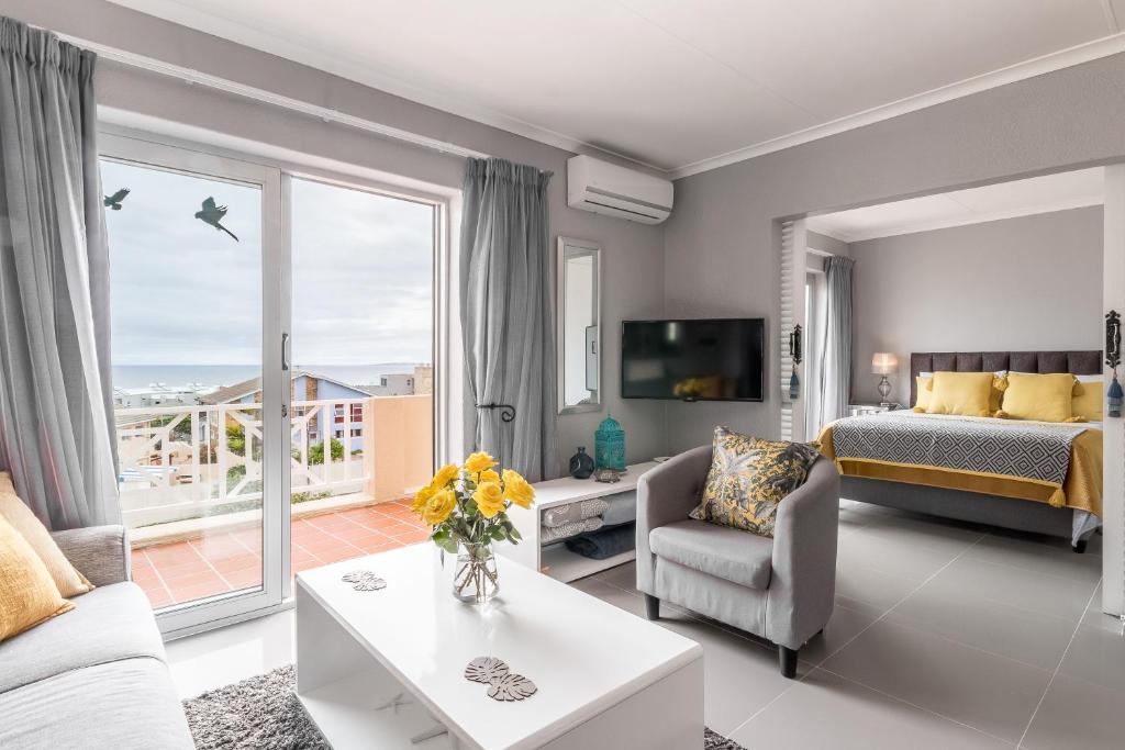 West Beach Apartment | Mont Serrat