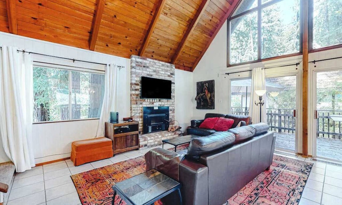 Northwood House | Monte Rio 2BR A-frame on the Russian River — dogs welcome