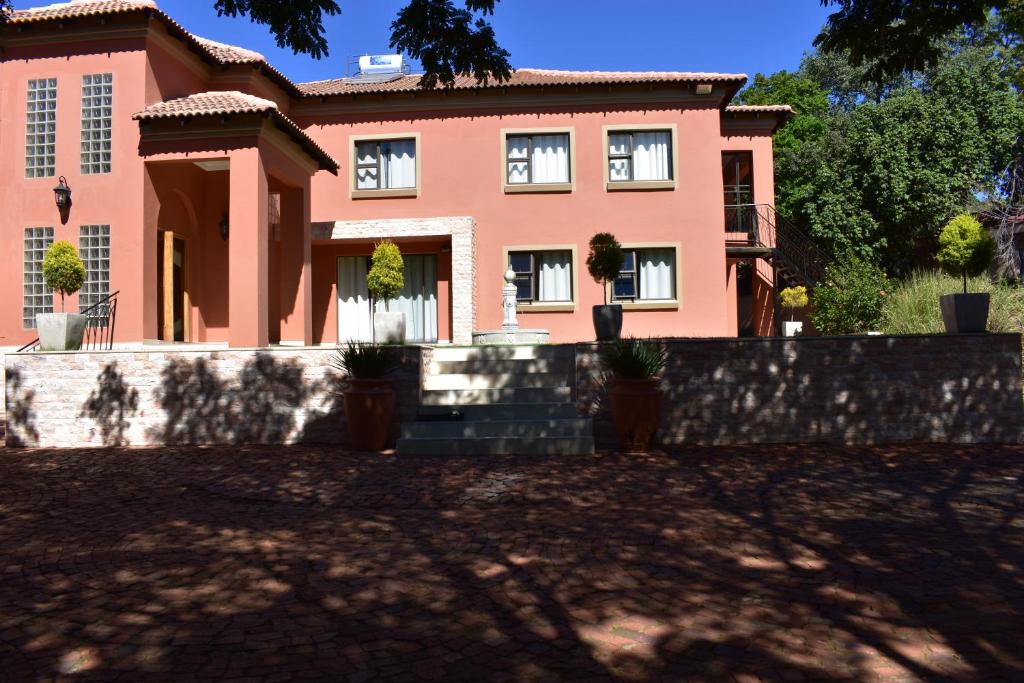 Pretoria House | Mount Vista