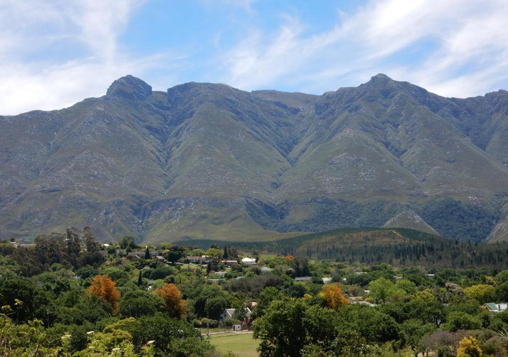 Swellendam Apartment | Mountain View Swellendam
