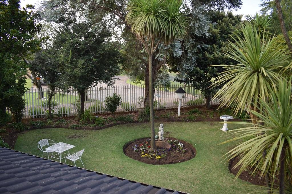 Farrarmere Bed & Breakfast | Moye Guest House
