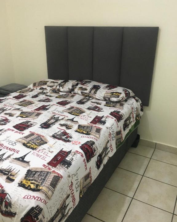 Boksburg Apartment | Muchi’s