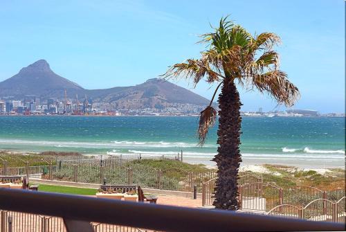 Neptune Isle | Lagoon Beach