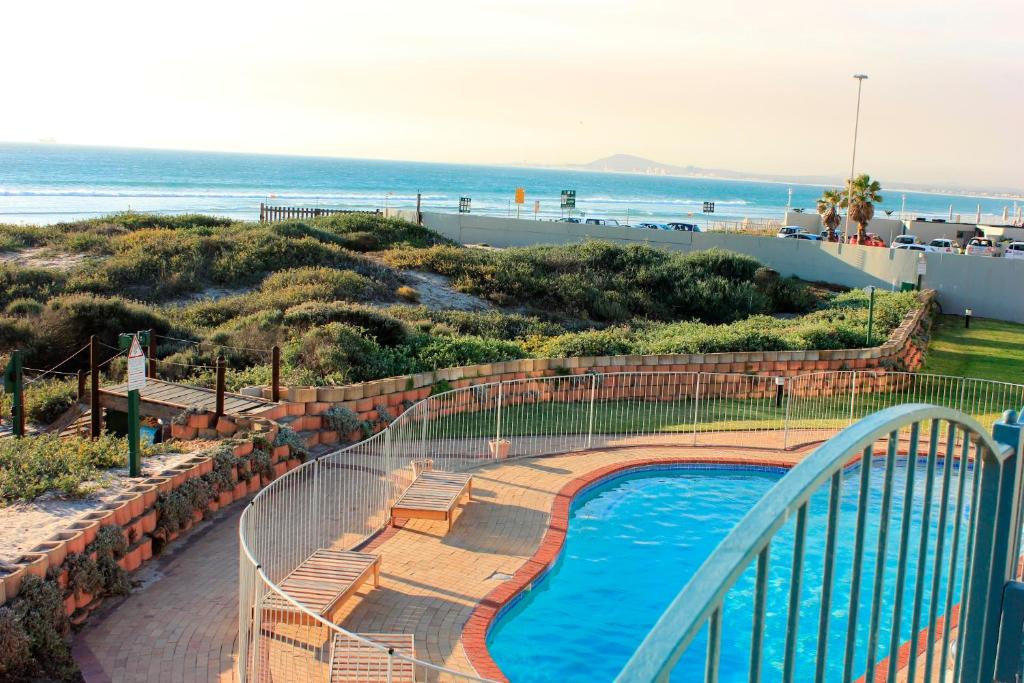 Lagoon Beach Apartment | Neptune Isle