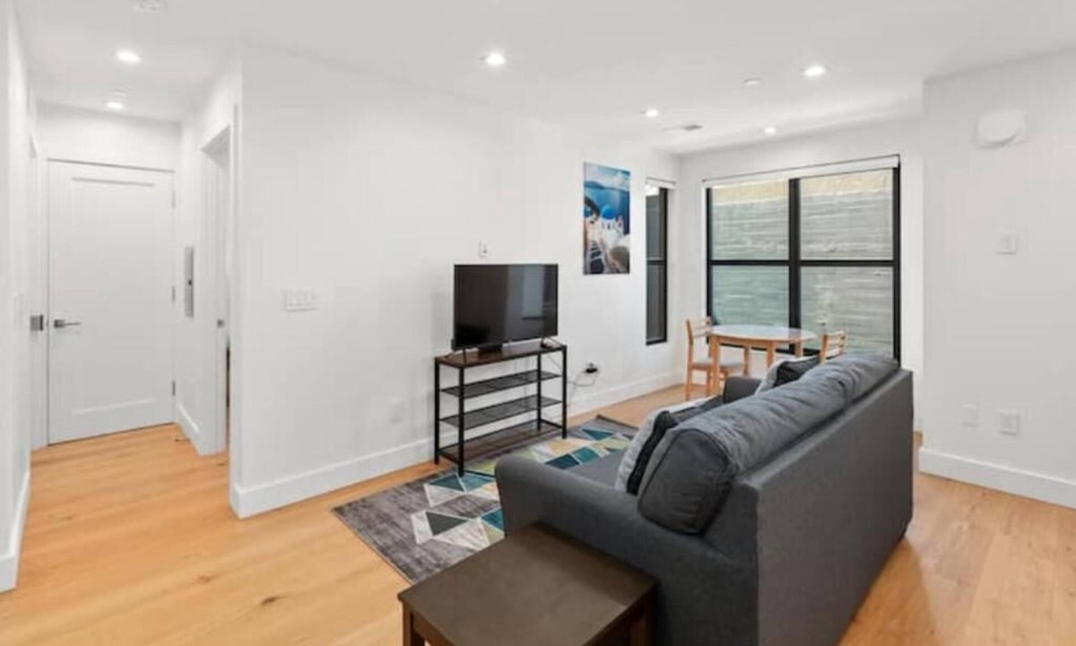 Inner Mission Apartment | New 1 BR Condo with BBQ Grill - San Francisco Life Real Estate