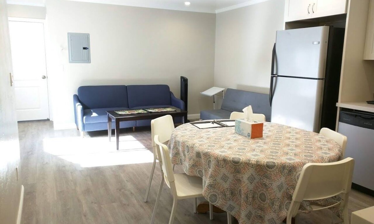 South San Francisco Apartment | New remodeled 3-bedroom South San Francisco home