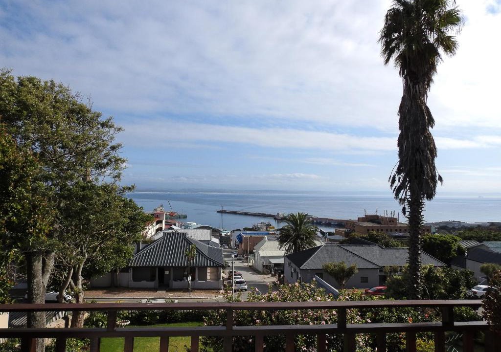 Mossel Bay House | New Stone Manor