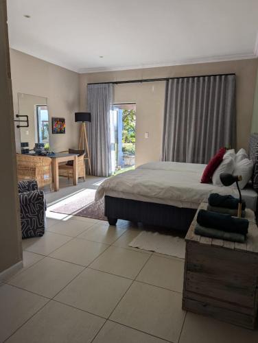 Victoria Bay Apartment | New Wave Village