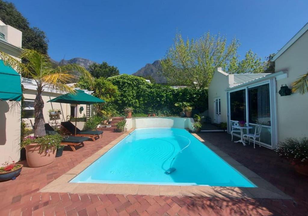 Newlands House | Newlands Guest House