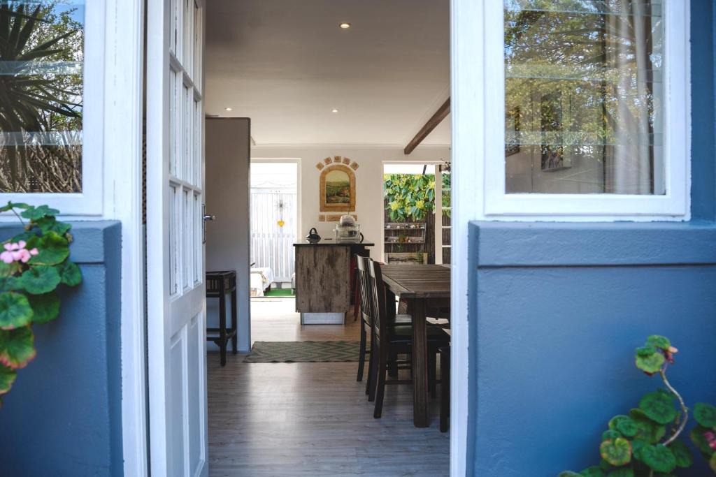 Constantia House | Nirvana Cottage