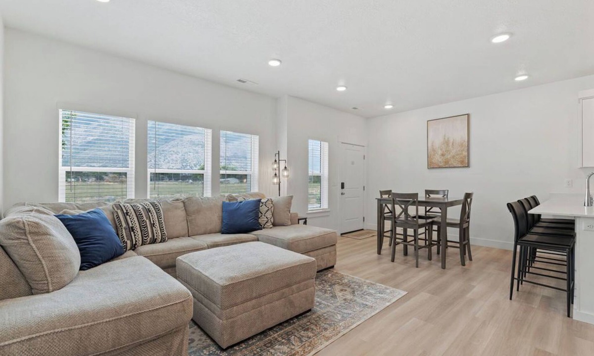 Ogden House | North Ogden Townhouse Near Ski Resorts + Dog Friendly